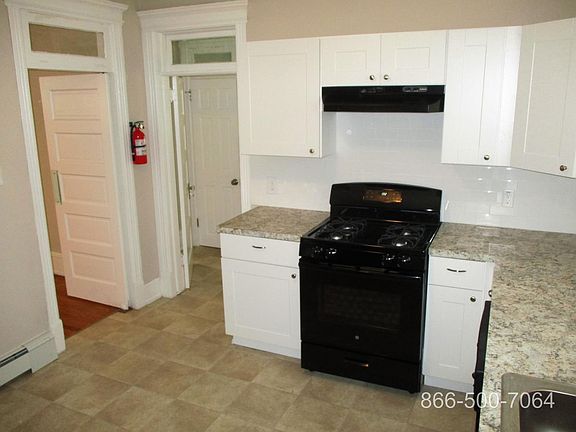 5th image of 26 N Jackson Ave