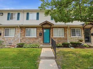 16311 Terrace Village Dr, Taylor, MI 48180