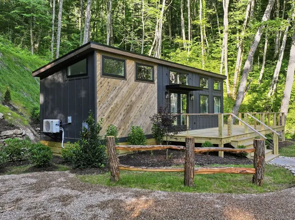 374 Triple Creek Drive, Cullowhee, NC 28723