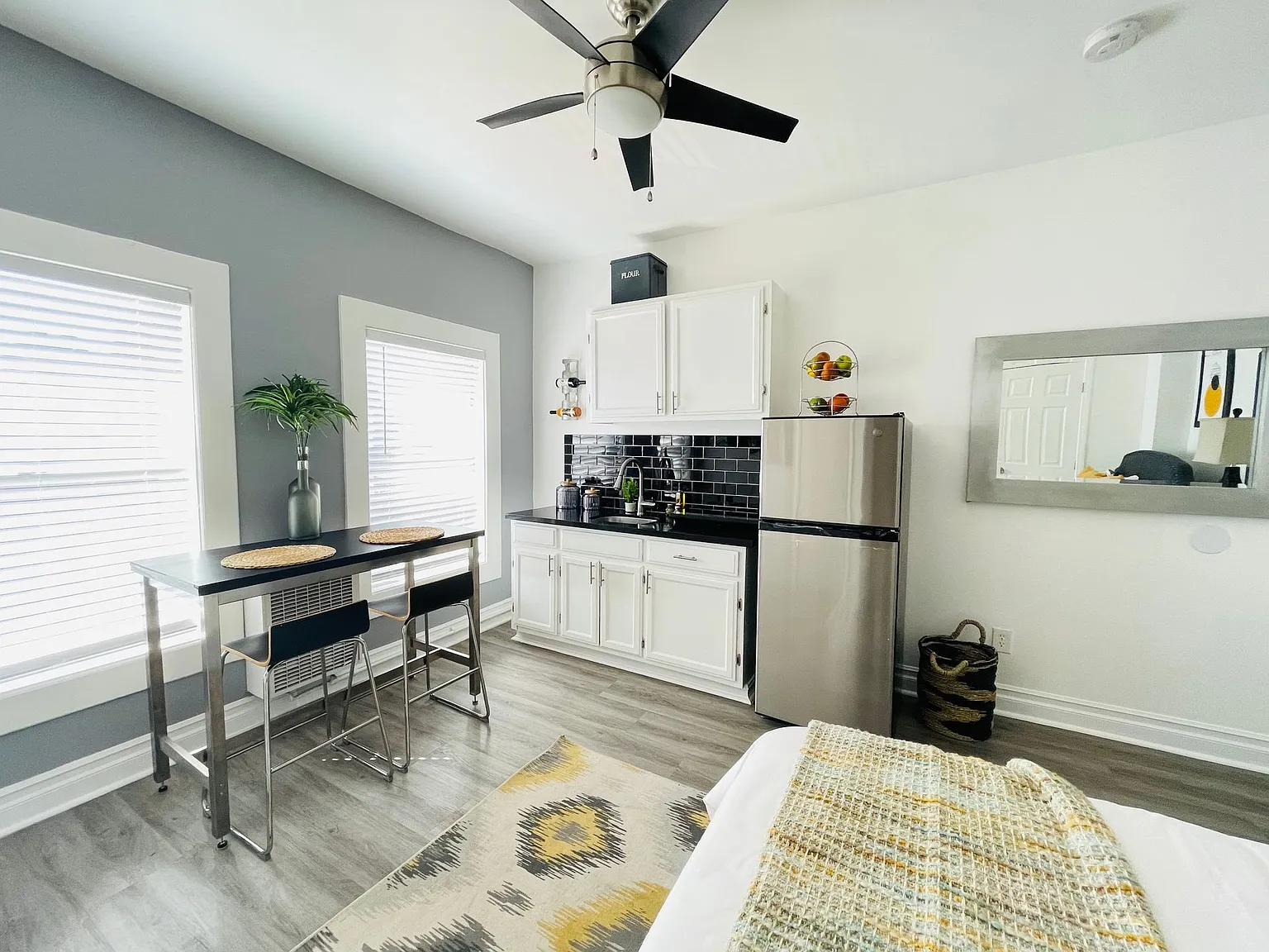 Landmark Towers — Photo 3