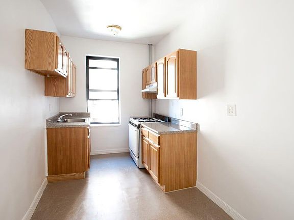3rd image of 2857 Sedgwick Ave APT 1D