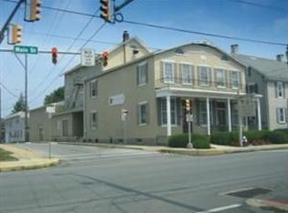 9 N Market St, Ephrata, PA 17522
