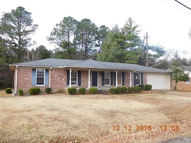 1st image of 33 Camellia Dr