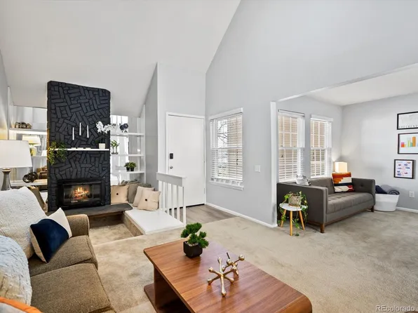 2862 S Vaughn Way, Aurora, CO 80014