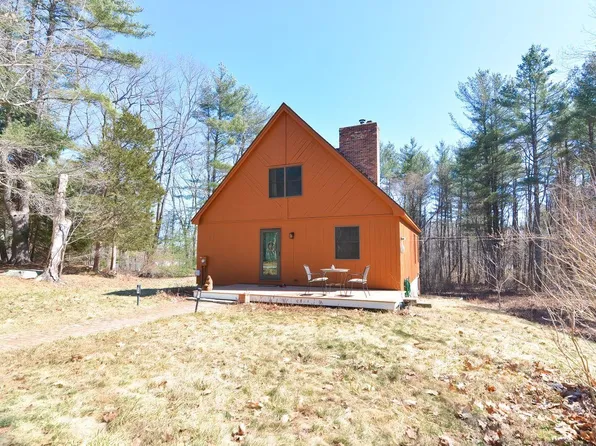 321 Old Garrison Road, Dover, NH 03820