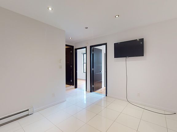 2nd image of 204 W 108th St APT 45
