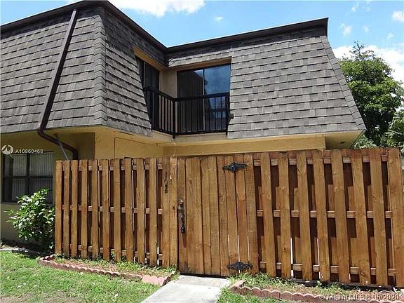 2nd image of 14230 SW 94th Circle Ln #10233