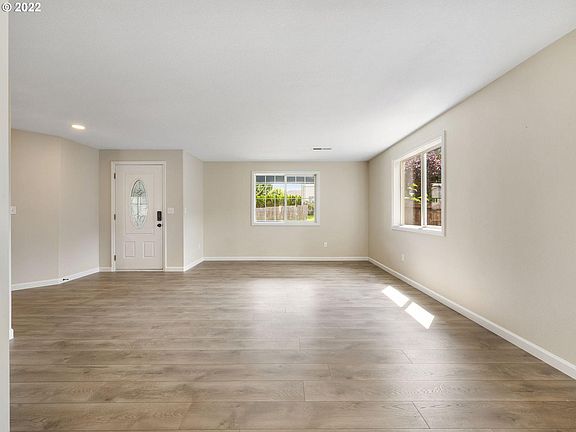 4th image of 7016 NE 65th Pl