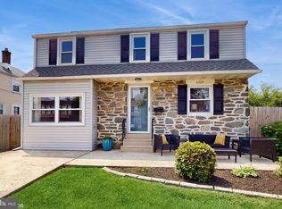 2209 Clayton Rd, Morton, PA 19070