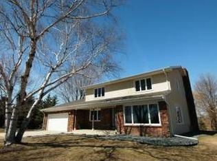 14275 Marystown Rd, Shakopee, MN 55379