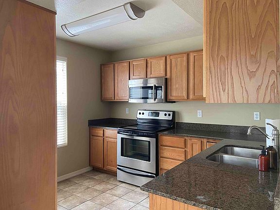 3rd image of 1162 E 6600 S APT 5