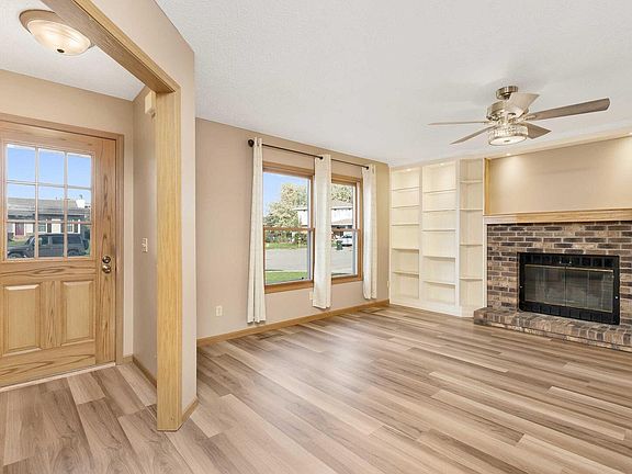 3rd image of 2705 W 36th Ct