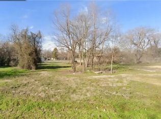 212 E Compress St, Hope, AR 71801