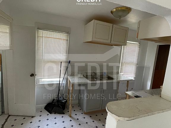 5th image of 1764 E Johns Ave