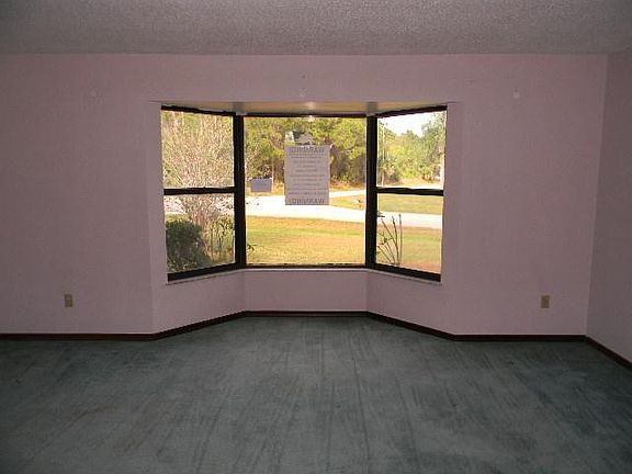 2nd image of 202 SW Degouvea Terrace