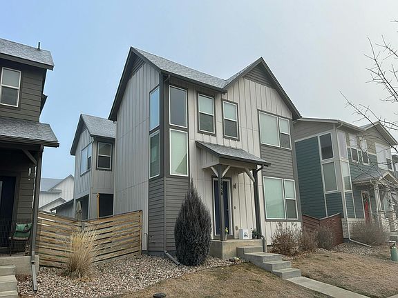 3rd image of 2956 Sykes Dr