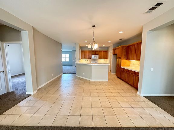 4th image of 12927 Skokorat Ct