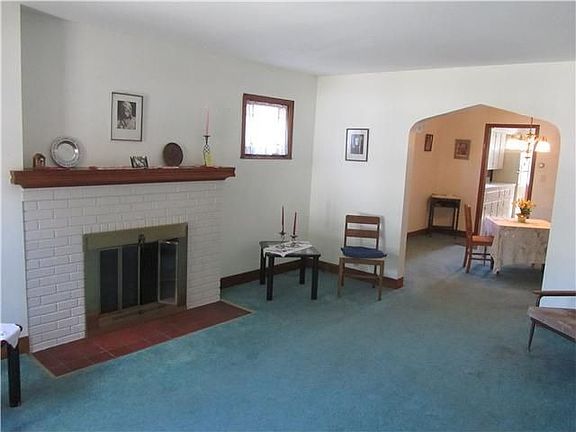 2nd image of 152 Kinsey Ave