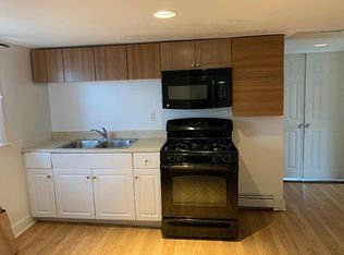 29 Grotto Ave #3, Pawtucket, RI 02860