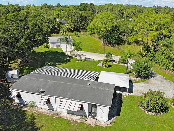3rd image of 7692 McDaniel Dr