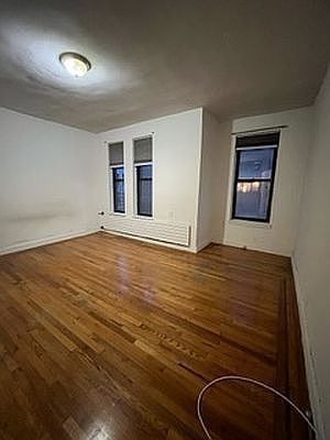 3rd image of 238 E 87th St APT 5A