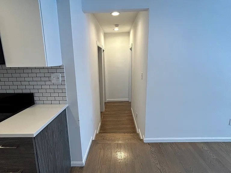21 Peterborough St #17 — Photo 6