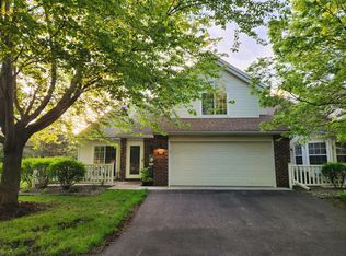 841 Knights Bridge Rd, New Brighton, MN 55112