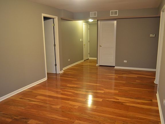 Living room 2