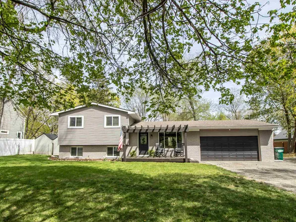 6280 S Main St, Clarkston, MI 48346