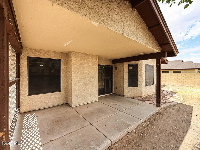 6320 W Paradise Ln — Photo 29