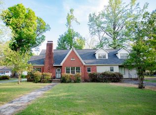 202 Creek Dr, Batesville, MS 38606