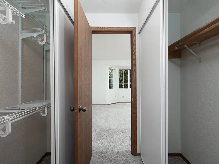 12525 Nyanza Rd SW — Photo 17