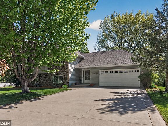 2nd image of 5018 Lemire Ln