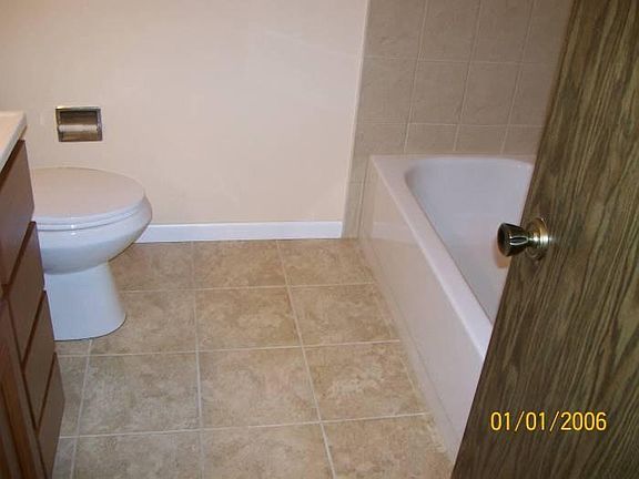 4th image of 299 Pembridge Ln Unit C2