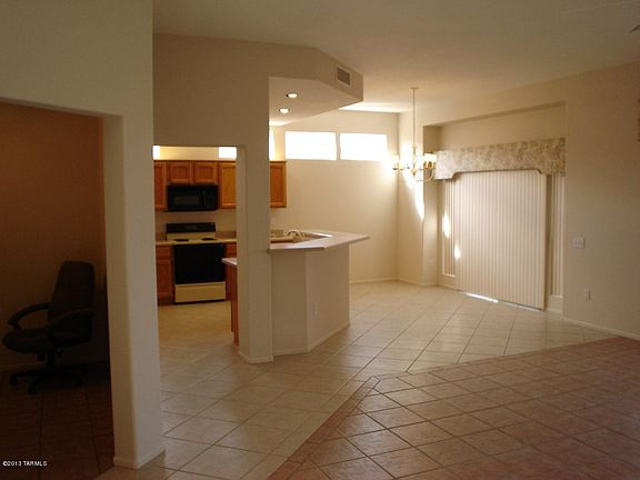 3rd image of 14061 N Buckingham Dr