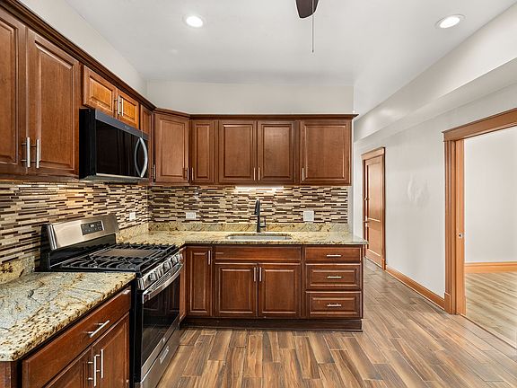 4th image of 4104 W 24th Pl Unit 2