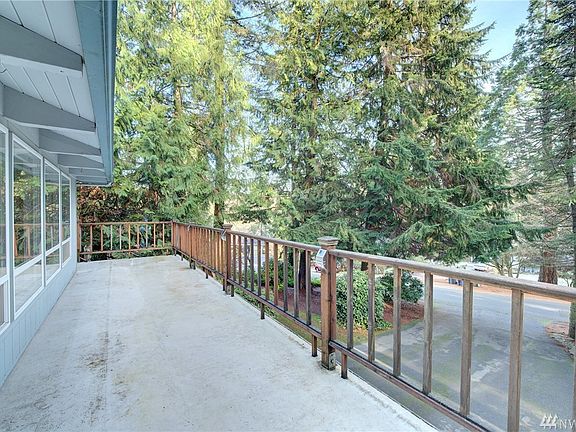 3rd image of 17815 184th Ave NE