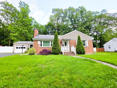 31 Andor Road, Manchester, CT, 06040