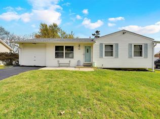 26 Woodfork Ct, Maryland Heights, MO 63043