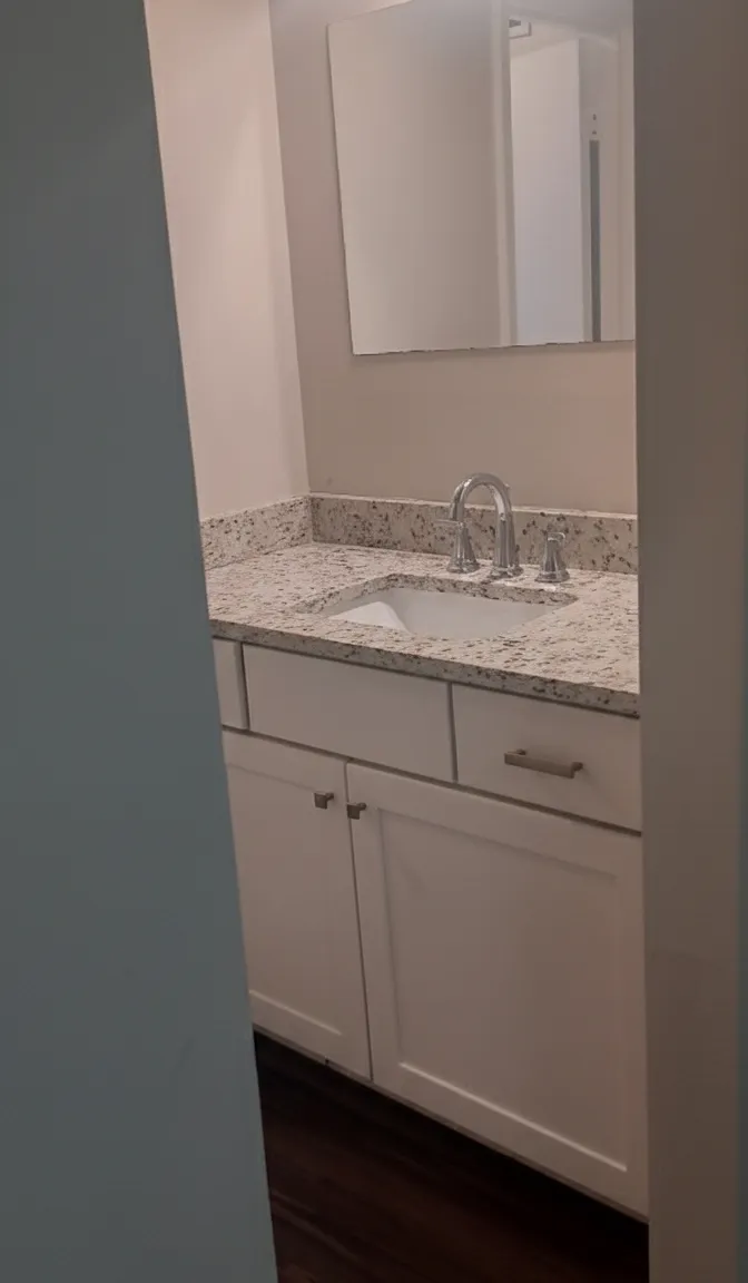 35 Claybrook — Photo 1