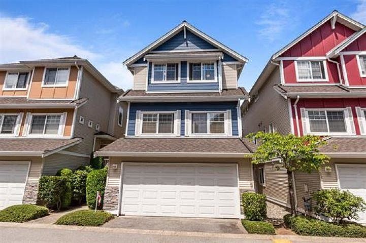 1108 Riverside Close #32