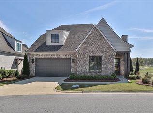 3413 Lakeshore Dr, Opelika, AL 36802