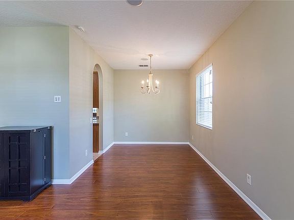 3rd image of 30624 Palmerston Pl