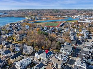 26-28 Summer St, Gloucester, MA 01930