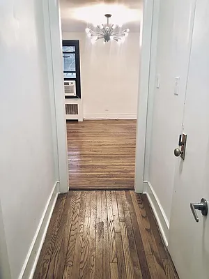 Rented by Avenues Real Estate | media 6