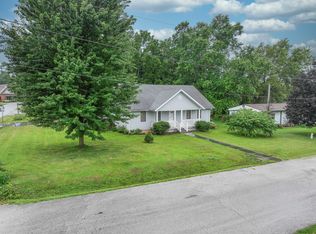 102 W Robberson St, Willard, MO 65781