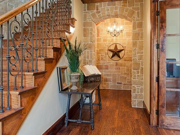 5th image of 5909 River Highlands Dr