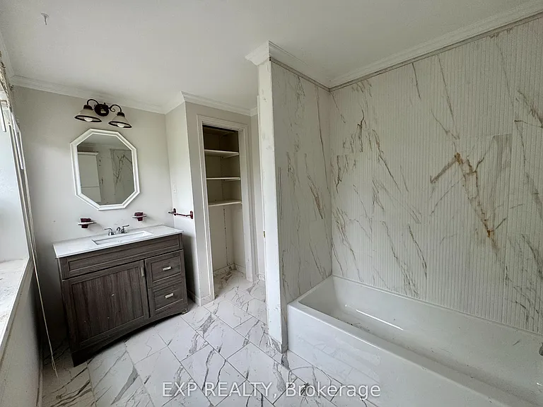 112 Baseline Rd E #A — Photo 10
