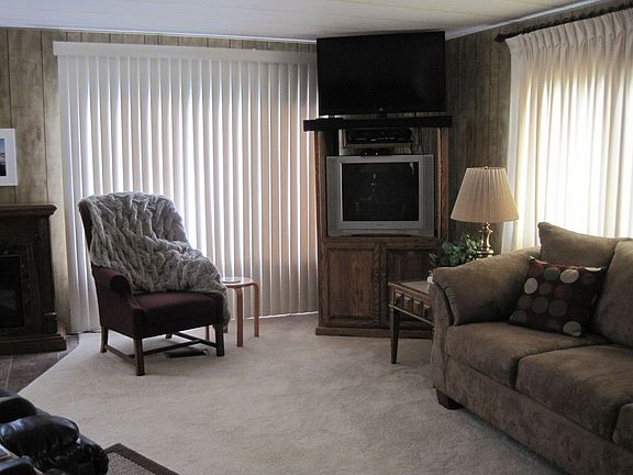 5th image of 3323 NE Coos St