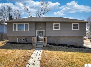 2217 Joyce Cir, Bellevue, NE 68005